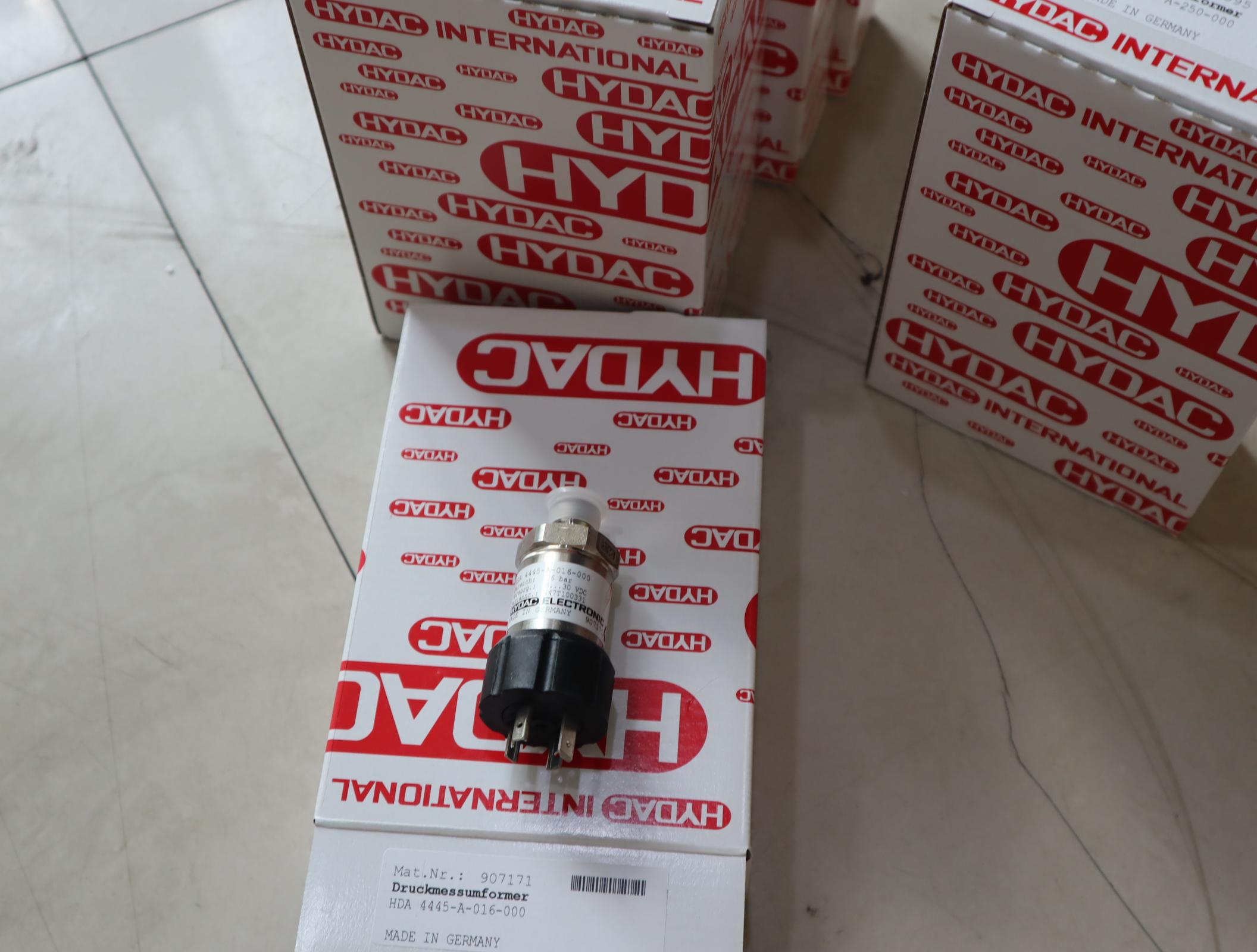 HDA 4445-A-016-000 907171 贺德克HYDAC压力温度传感器