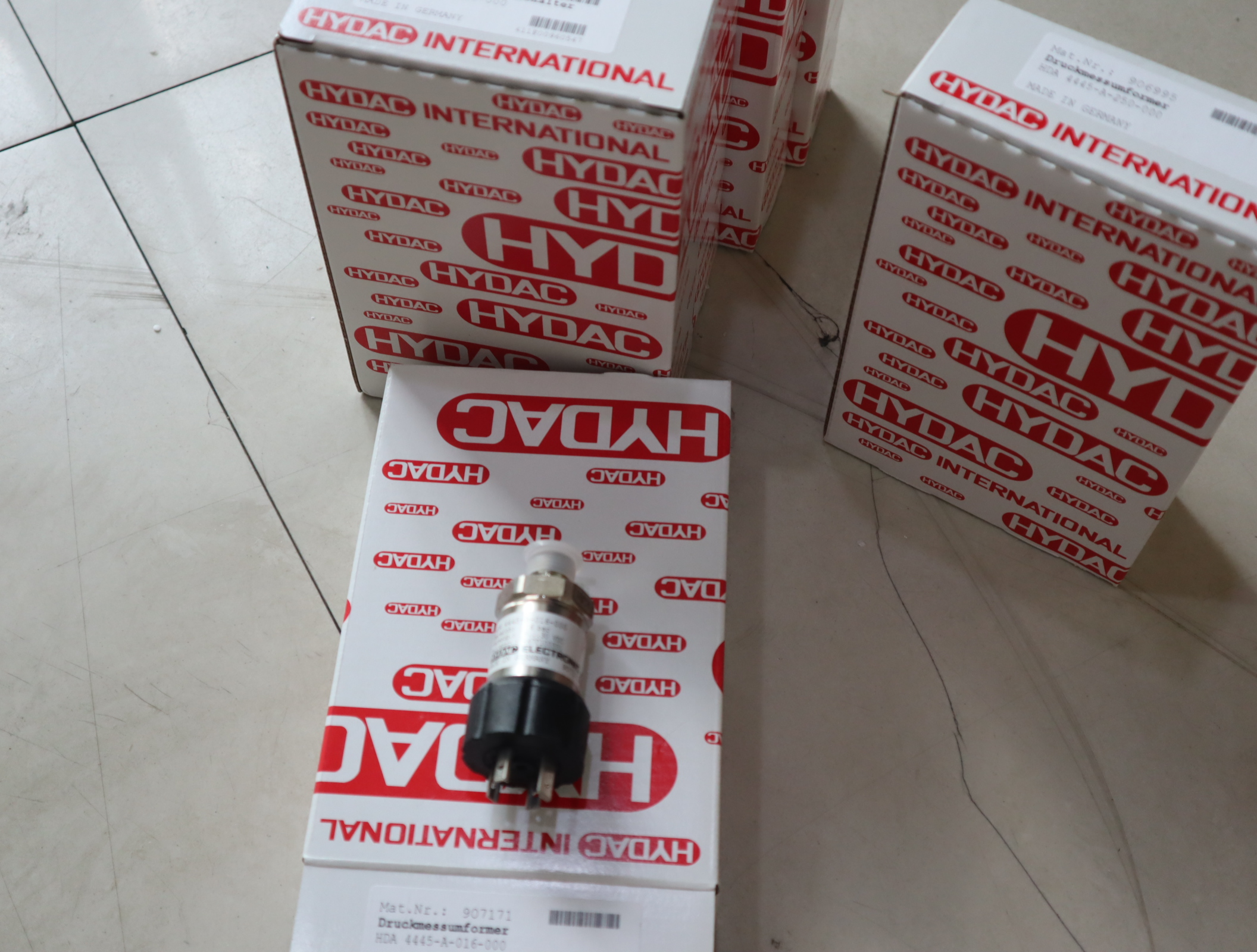 HDA 4445-A-016-000 907171 贺德克HYDAC压力温度传感器