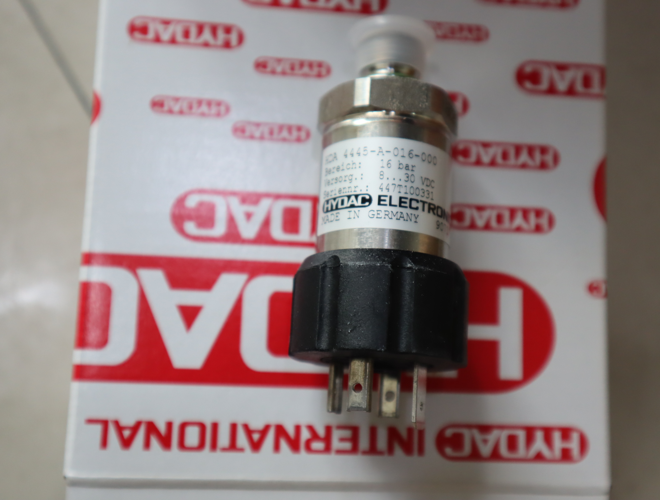 HDA 4445-A-016-000 907171 贺德克HYDAC压力温度传感器