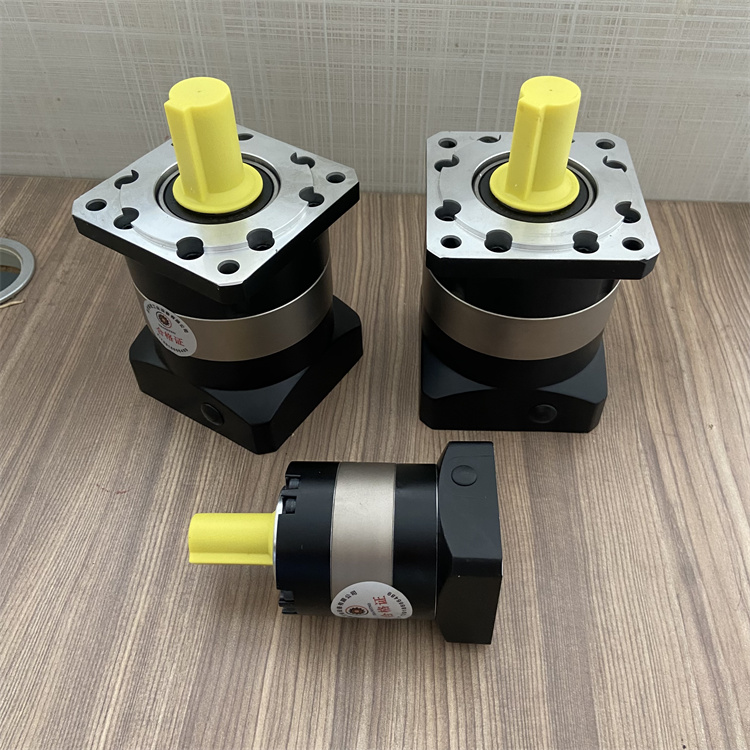 ZPLF090-L3-500-S2-ZP2电子设备用转角减速机