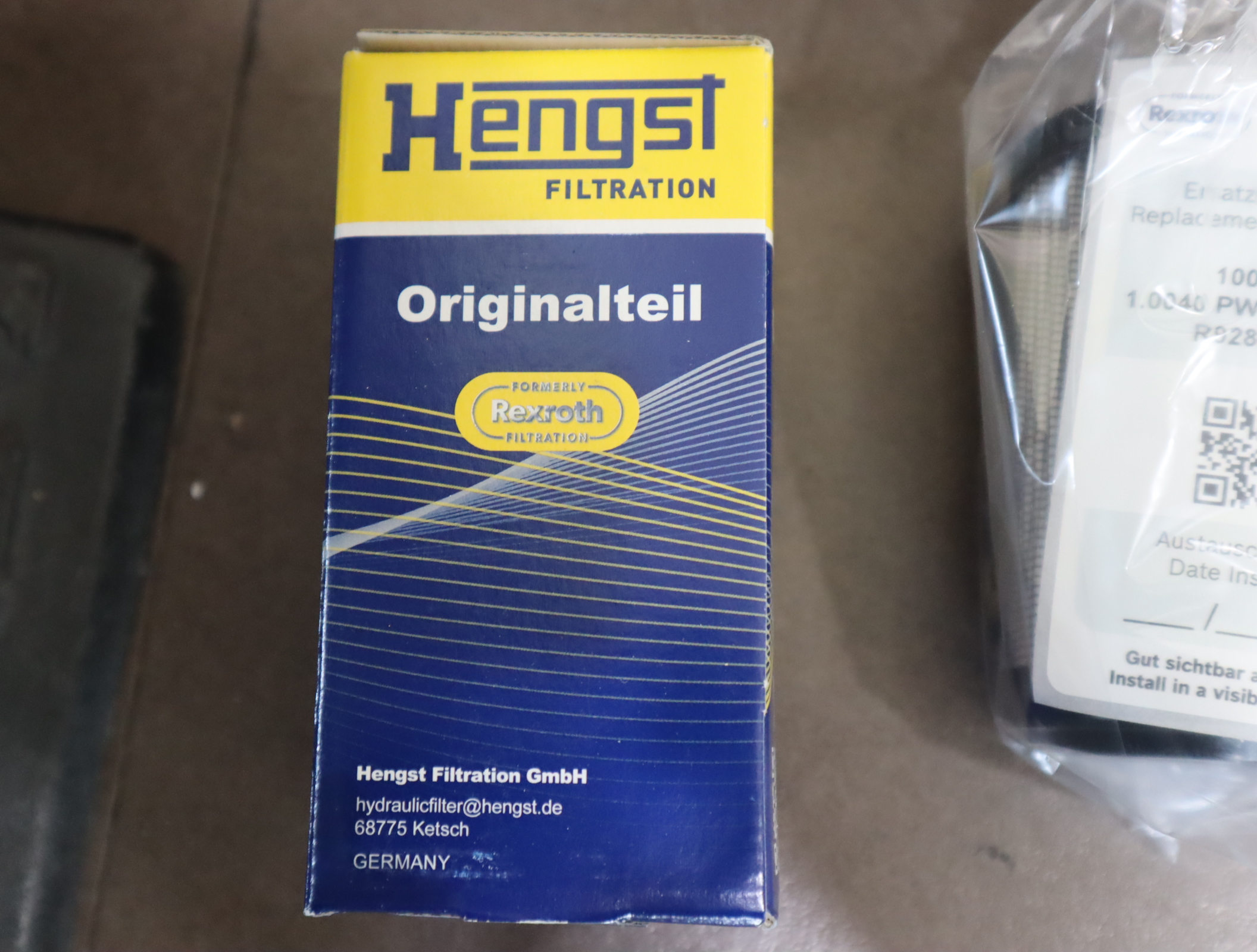 R928005837 1.0040 PWR10-A00-0-M 1002279B 汉格斯特HENGST滤芯