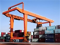 轮胎式龙门吊和轨道式龙门吊的市场价格差异有多大