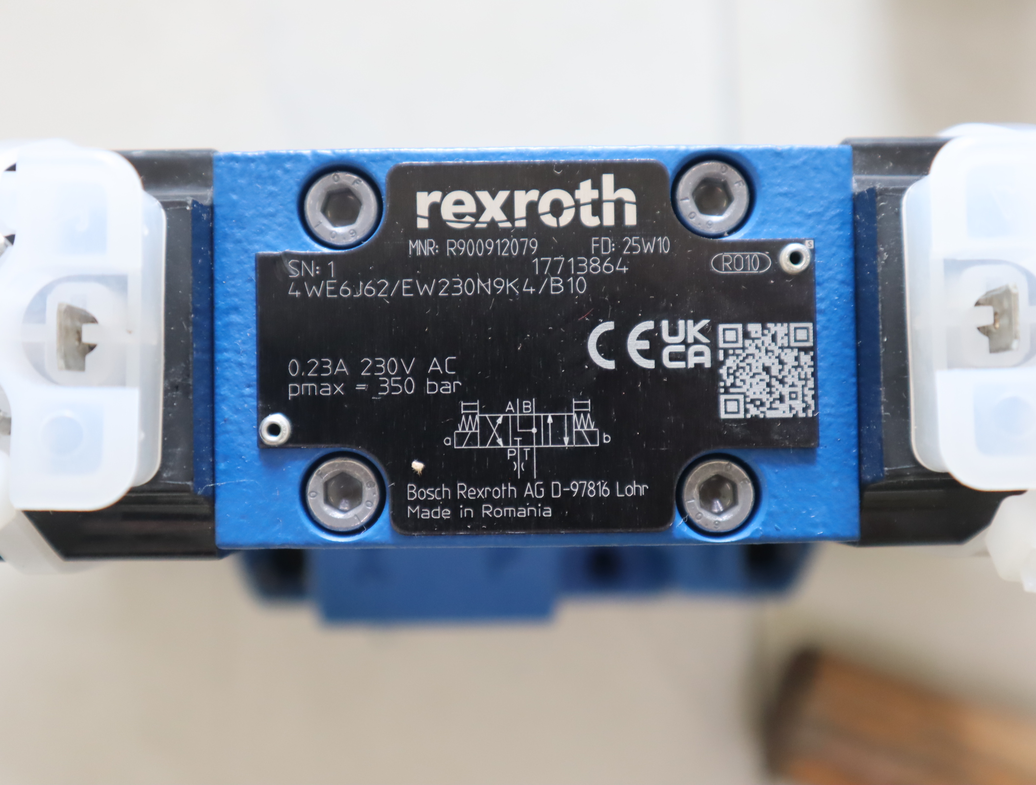 R900912079 4WE6J62/EW230N9K4/B10 德国力士乐REXROTH电磁阀