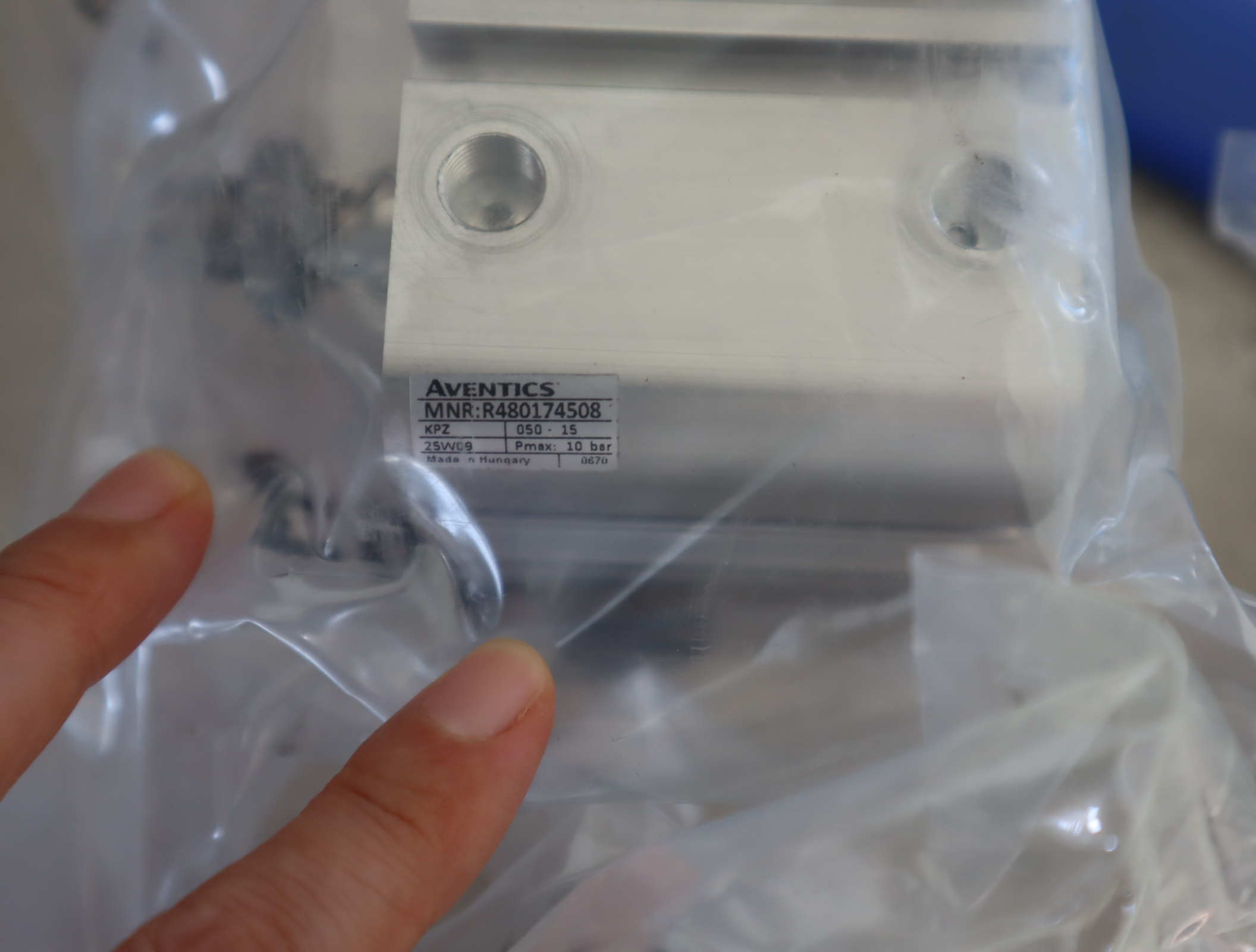 R480174508 050-15 KPZ-DA-050-0015-00- 德国安沃驰AVENTICS气缸