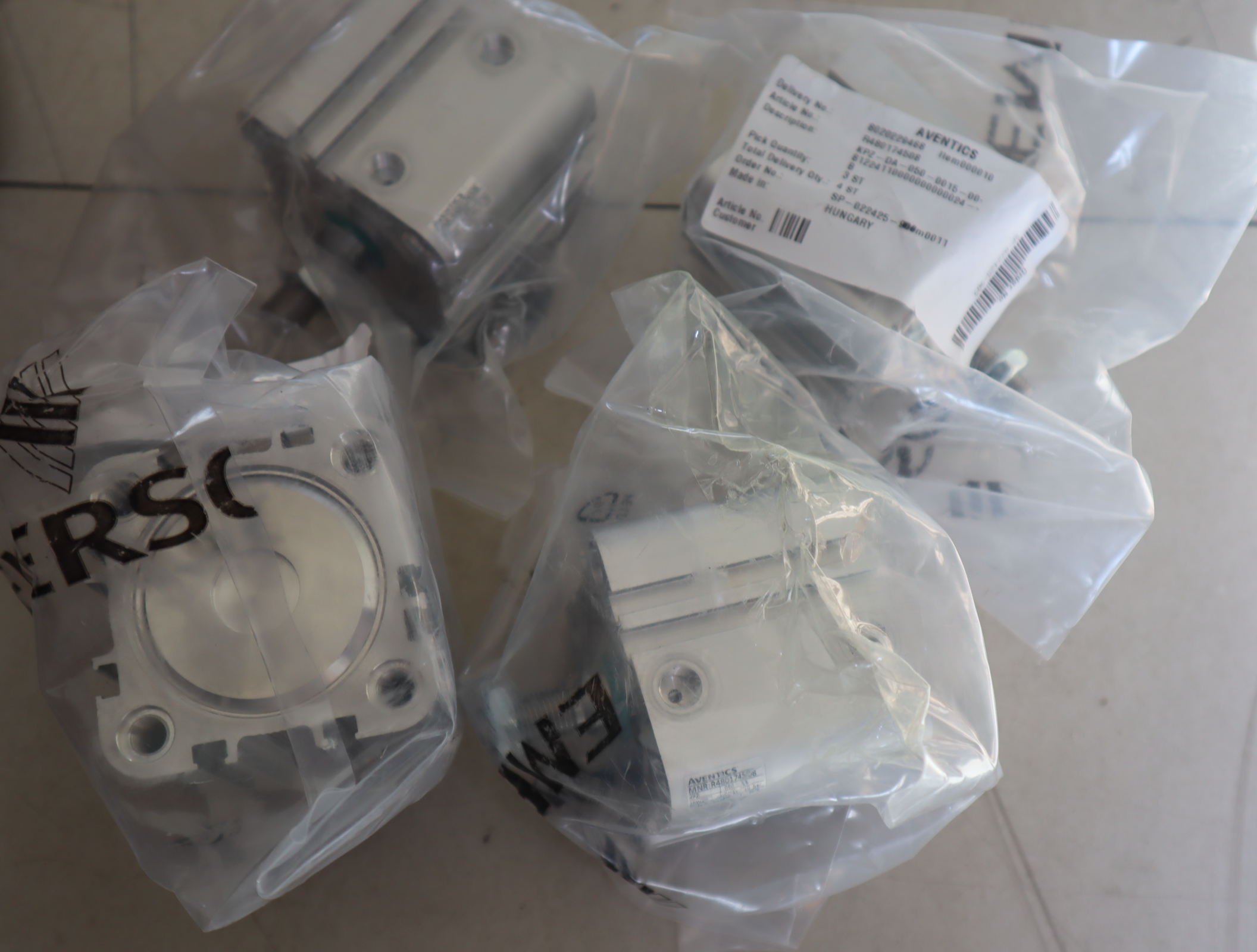 R480174508 050-15 KPZ-DA-050-0015-00- 德国安沃驰AVENTICS气缸