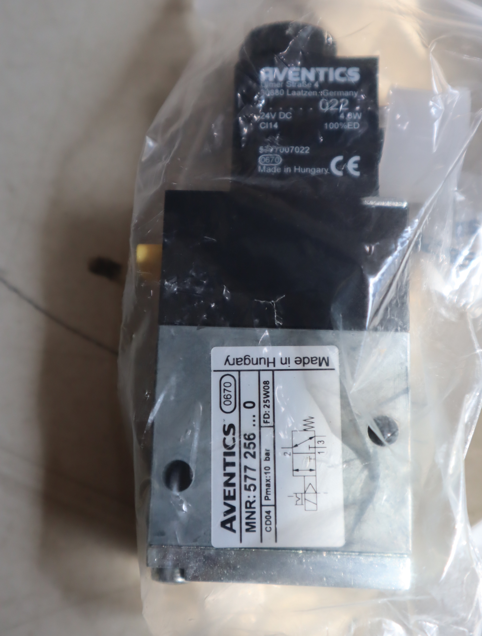 5772080220 CD07-3/2NC-S 5717007022 安沃驰AVENTICS气动阀气缸