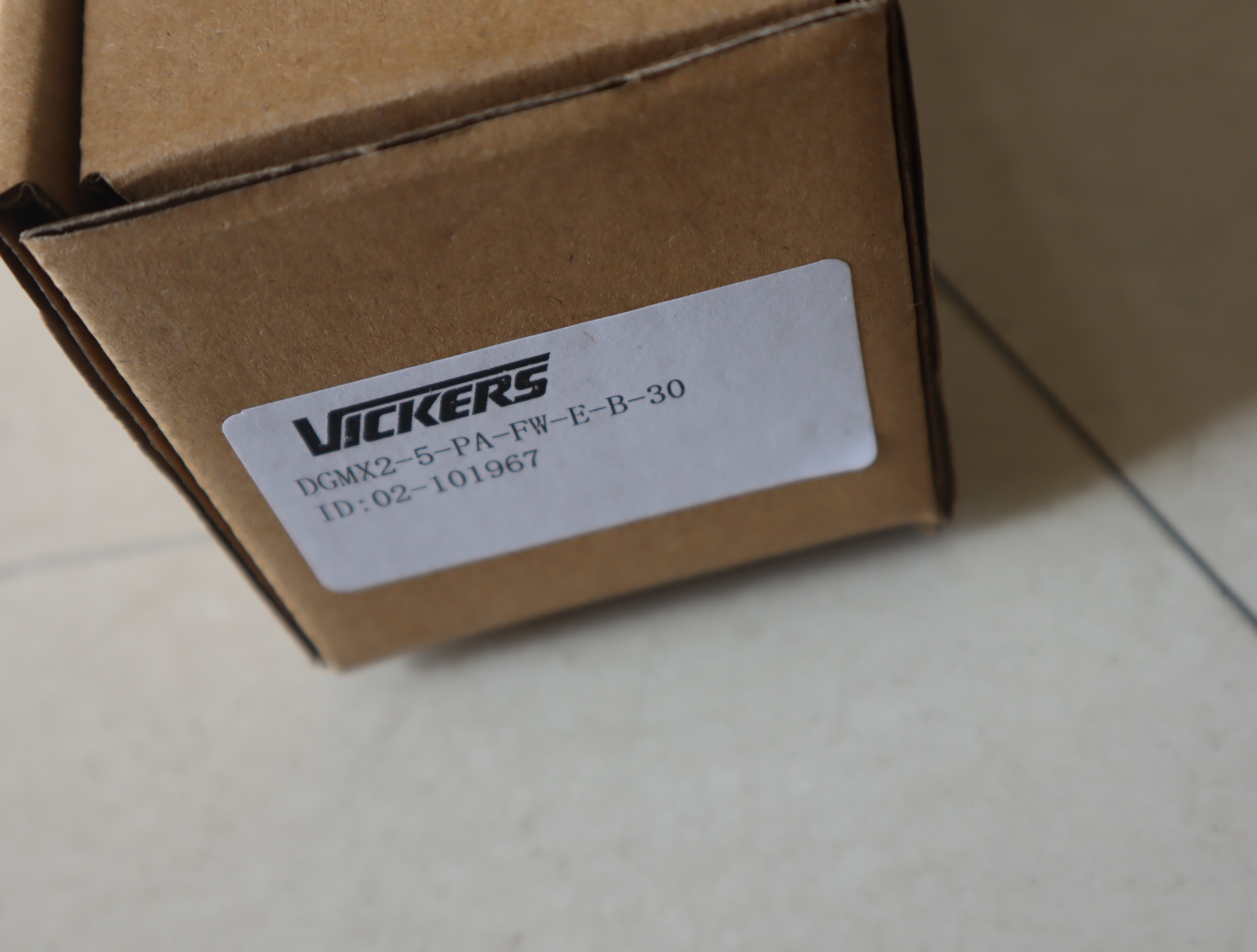 DGMX2-5-PA-FW-E-B-30 02-101967 美国威格士VICKERS减压阀 丹佛斯