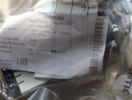5772080220 CD07-3/2NC-S 5717007022 安沃驰AVENTICS气动阀气缸