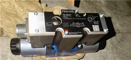 R900974817 4WRAE6W1-30-2X/G24K31/F1V 力士乐REXROTH比例阀