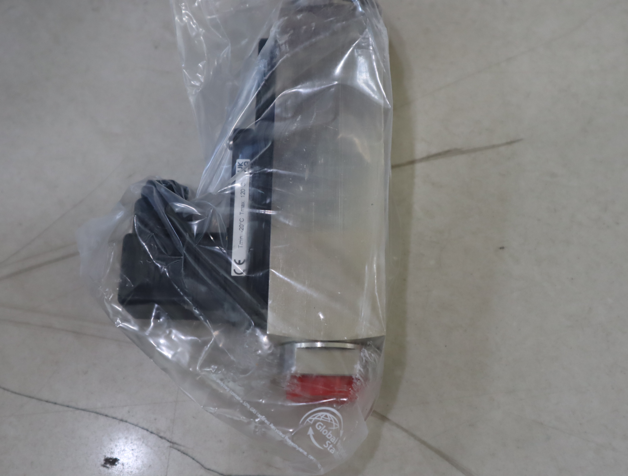 HFS2135-1S-0001-0020-7-B-0-000 VP 924927 德国贺德克HYDAC开关