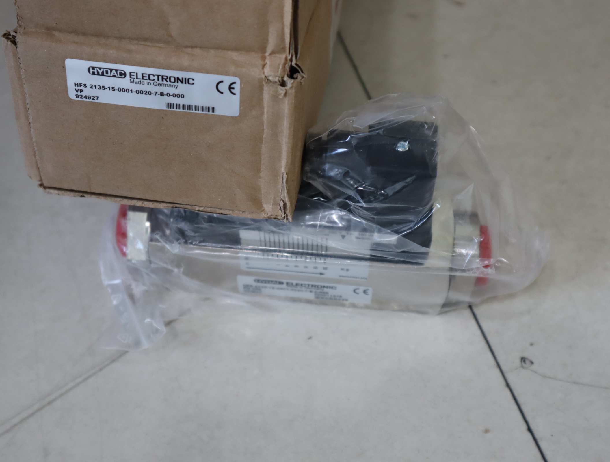 HFS2135-1S-0001-0020-7-B-0-000 VP 924927 德国贺德克HYDAC开关