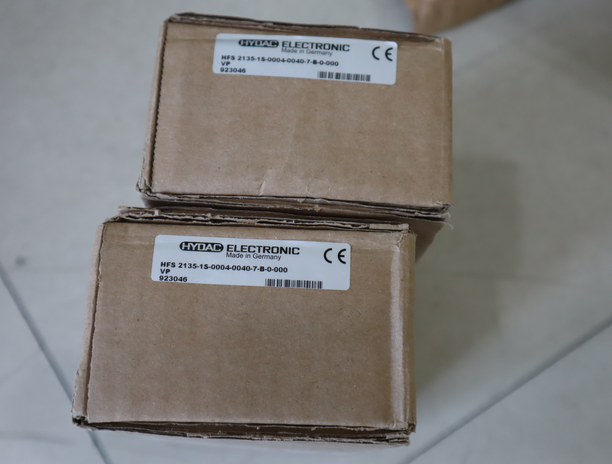 HFS2135-1S-0004-0040-7-B-0-000 VP 923046 德国贺德克HYDAC开关