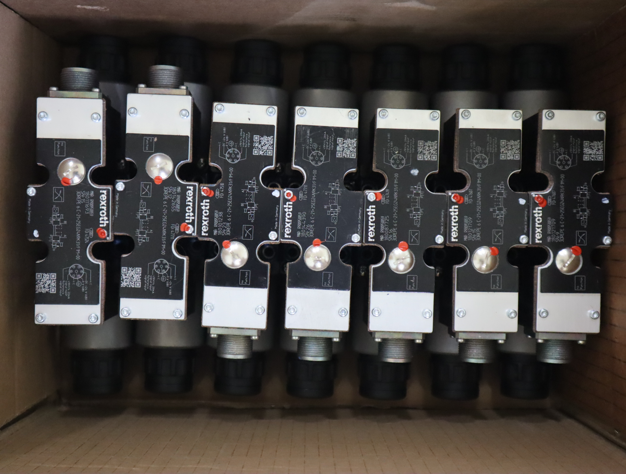 3DREPE6C-21-25EG24N9K31/F1M-00 R900958859 力士乐REXROTH