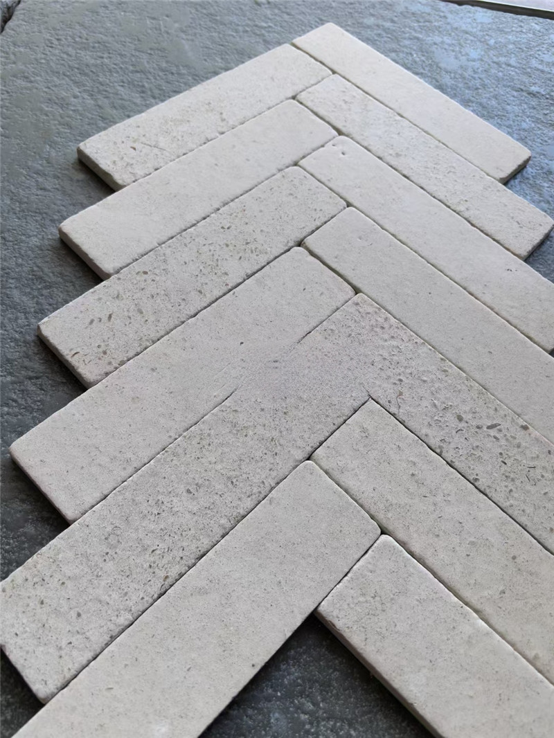 室内装饰 伊朗米白条石 白色莱姆石石灰石 白砂岩碎拼石