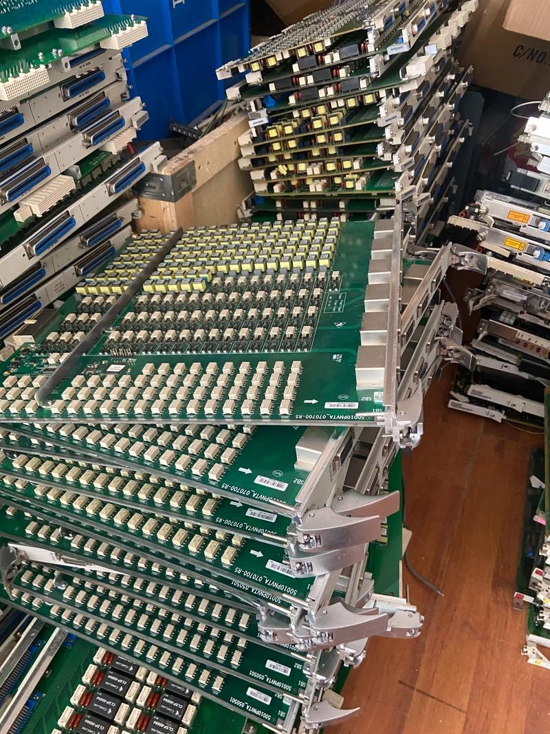 镀金边料 报废设备线路板回收 主板型号分类处理 亿兴 洽谈合作