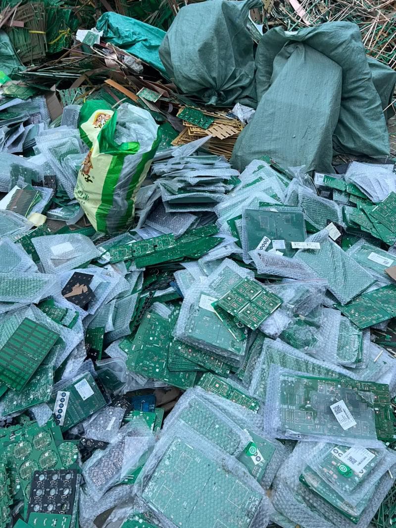 金 山 区 电子主板电路板回收 公司过剩积压电子料 废印刷线路板收购