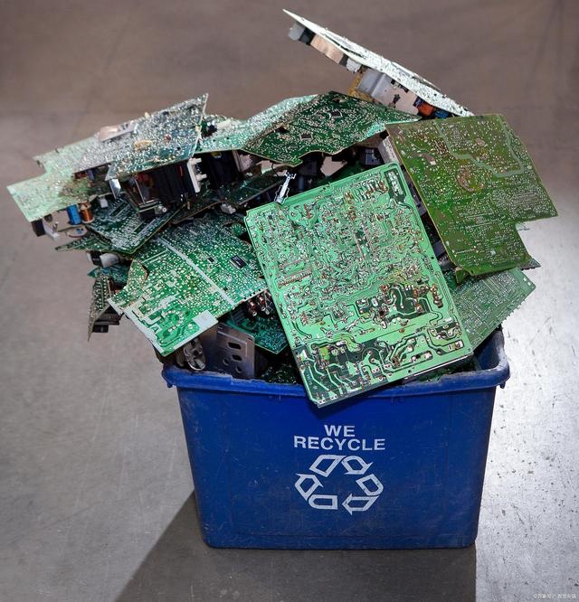 溧 水 区 回收服务器线路板 仪器仪表变频器 电子元器件大量收购