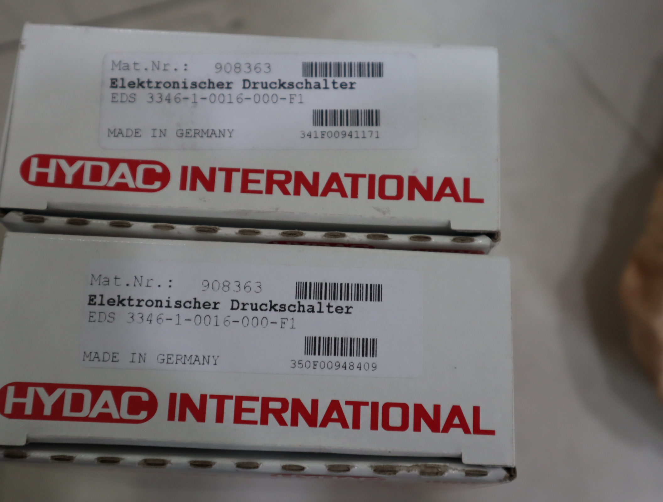 EDS 3346-1-0016-000-F1 908363 德国贺德克HYDAC压力温度传感器