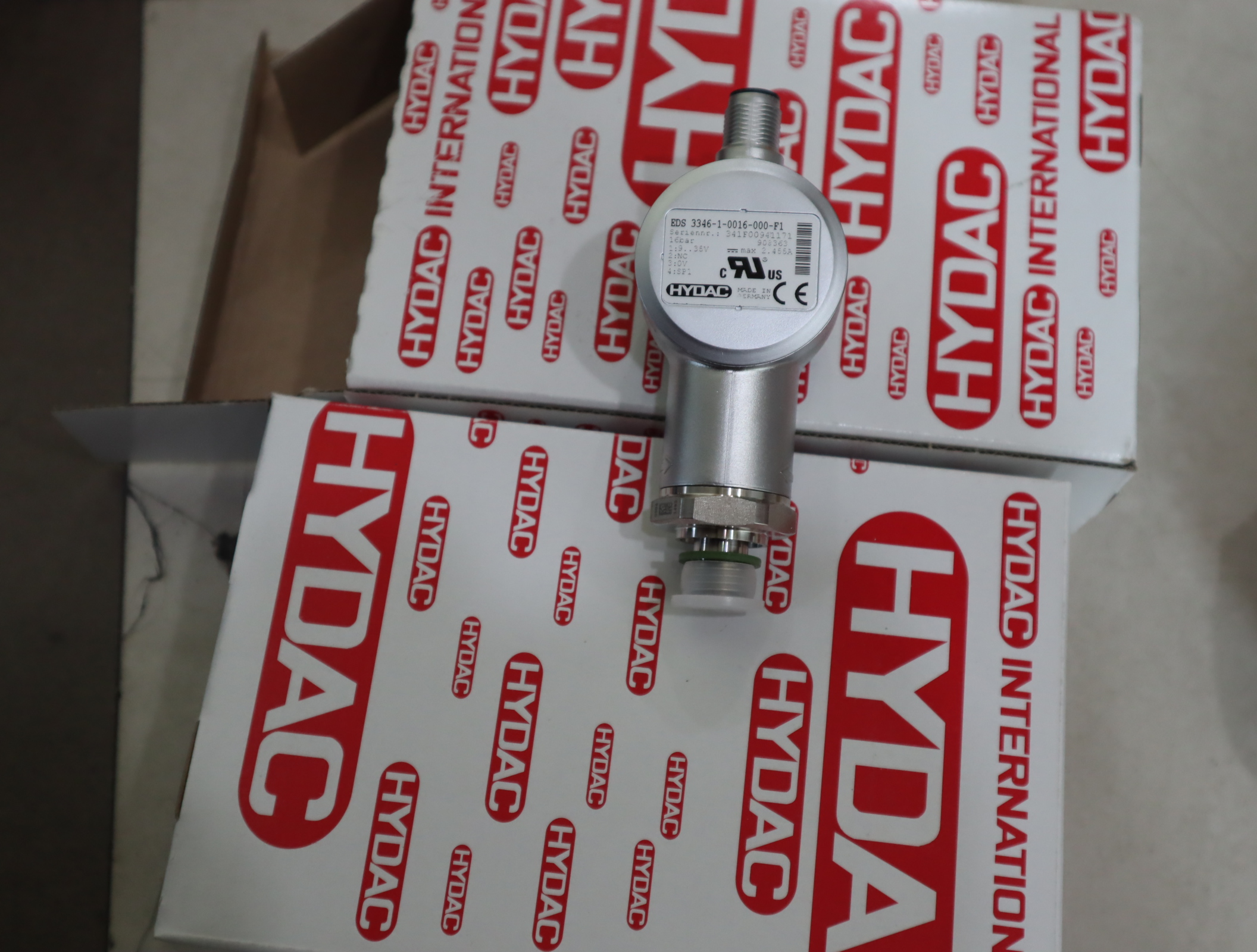 EDS 3346-1-0016-000-F1 908363 德国贺德克HYDAC压力温度传感器