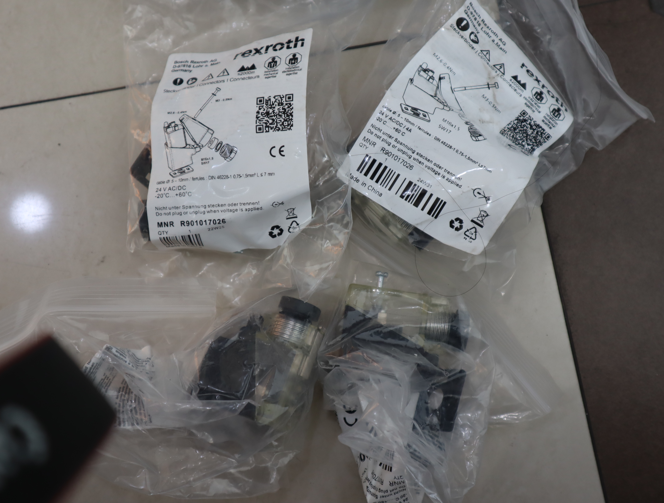 R901089241 4WE6J7X/HG24N9K4 4WE6J70/HG24N9K4力士乐REXROTH阀门