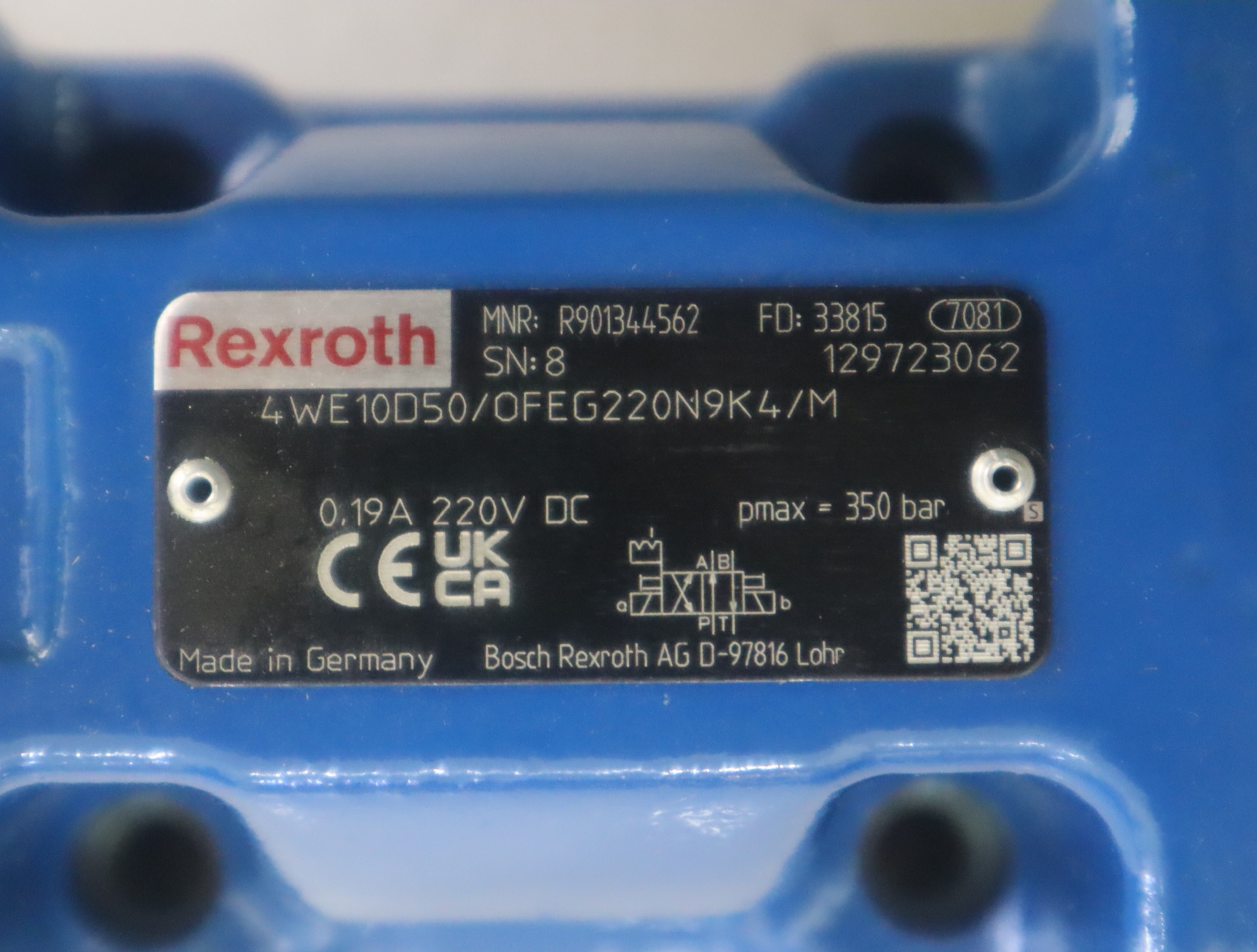 R901344562 4WE10D5X/OFEG220N9K4/M 德国力士乐REXROTH电磁阀