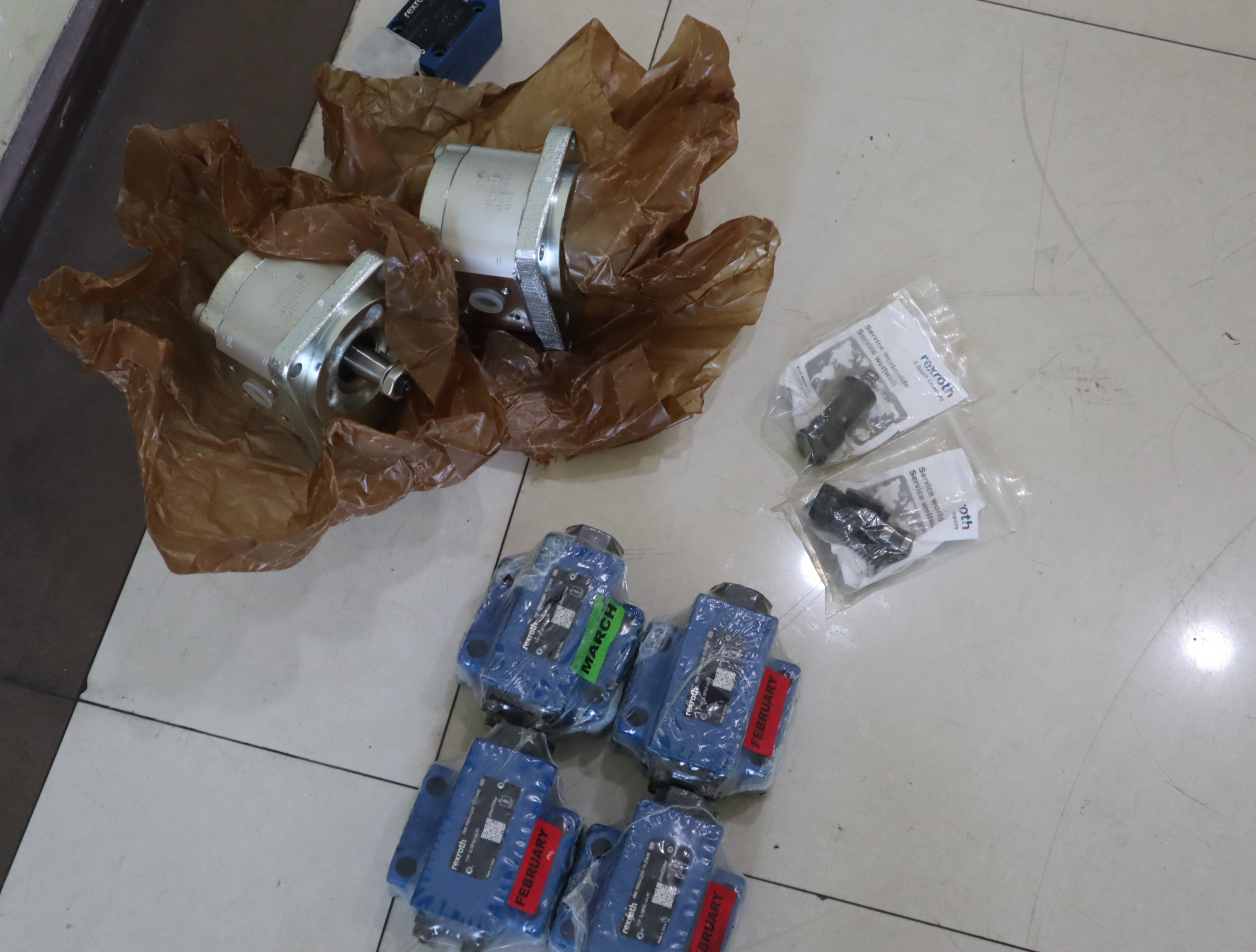 R900442260 SL10PA2-44/M SL10PA2-4X/M 德国力士乐REXROTH单向阀