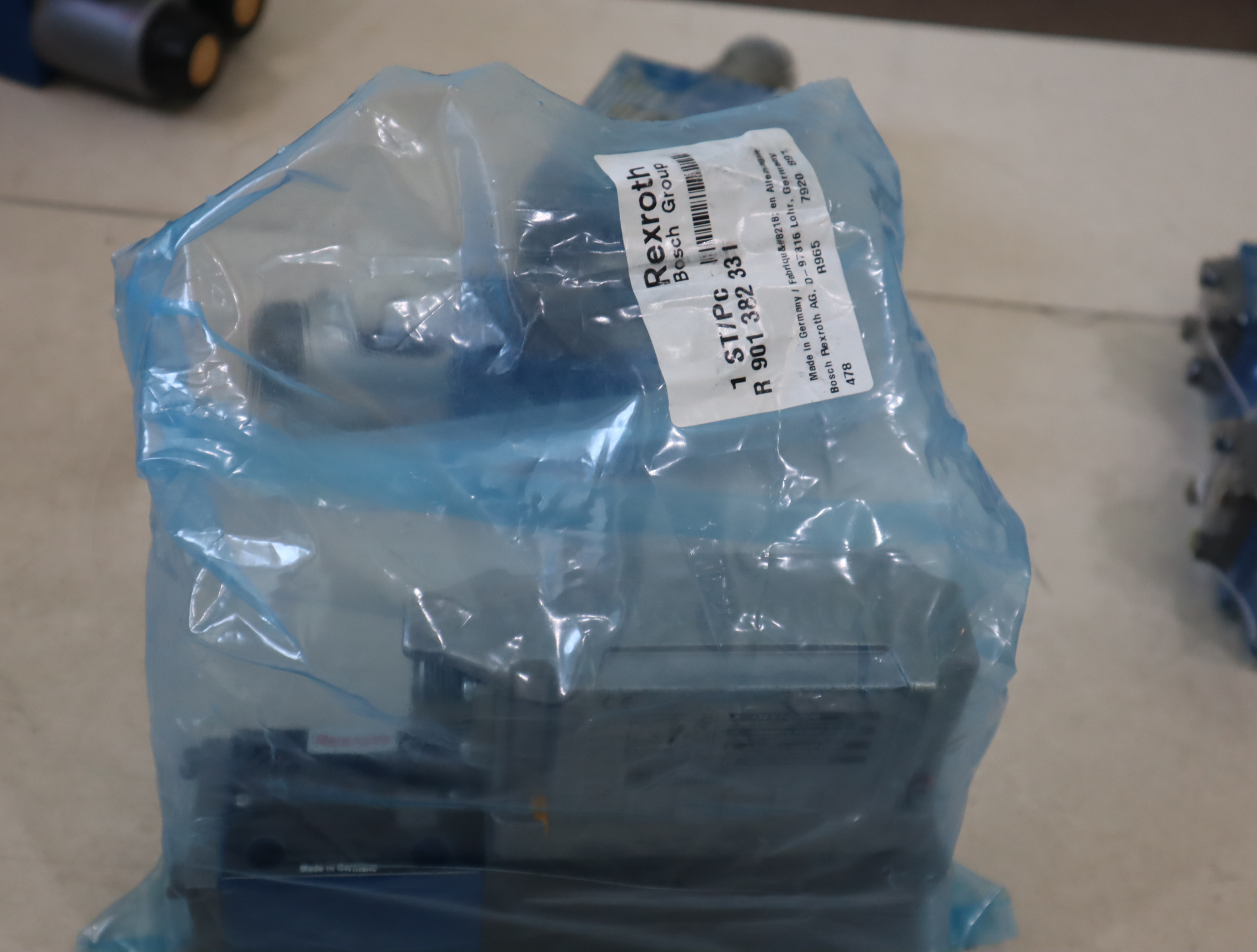 4WRPEH6C4B12L-31/M/24F1 R901382331 力士乐REXROTH高频响阀