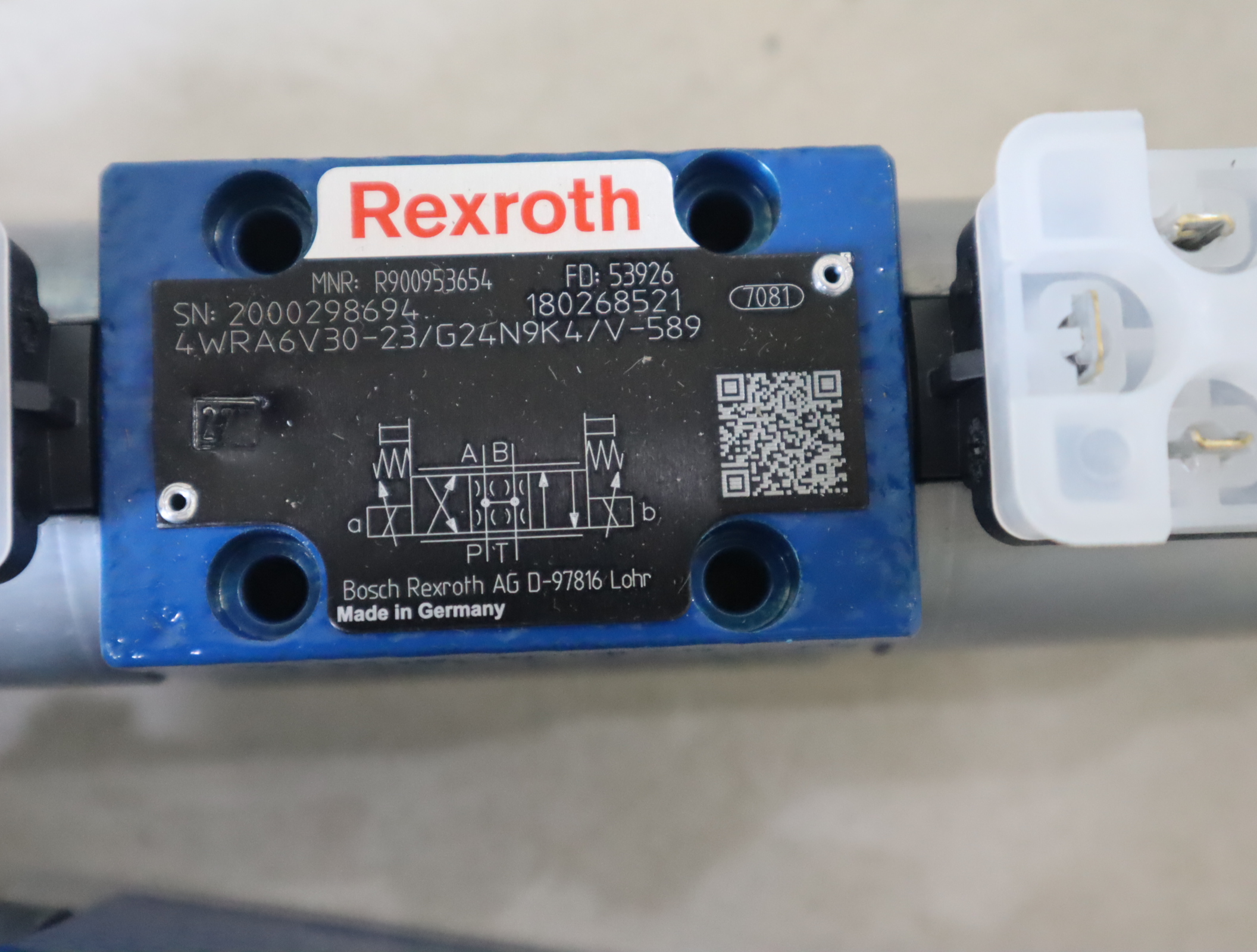 4WRA6V30-23/G24N9K4/V-589 R900953654 力士乐REXROTH比例阀