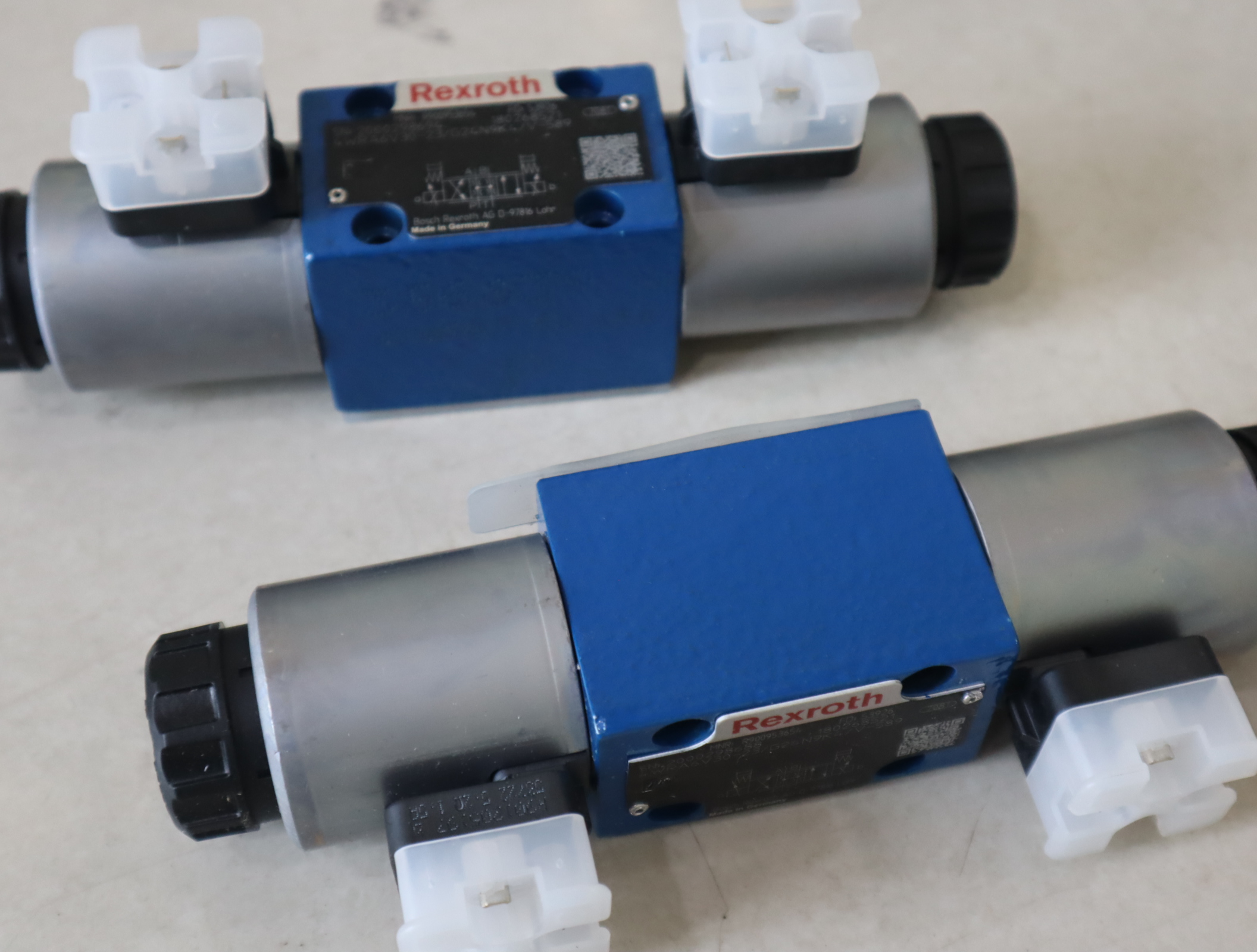 4WRA6V30-23/G24N9K4/V-589 R900953654 力士乐REXROTH比例阀