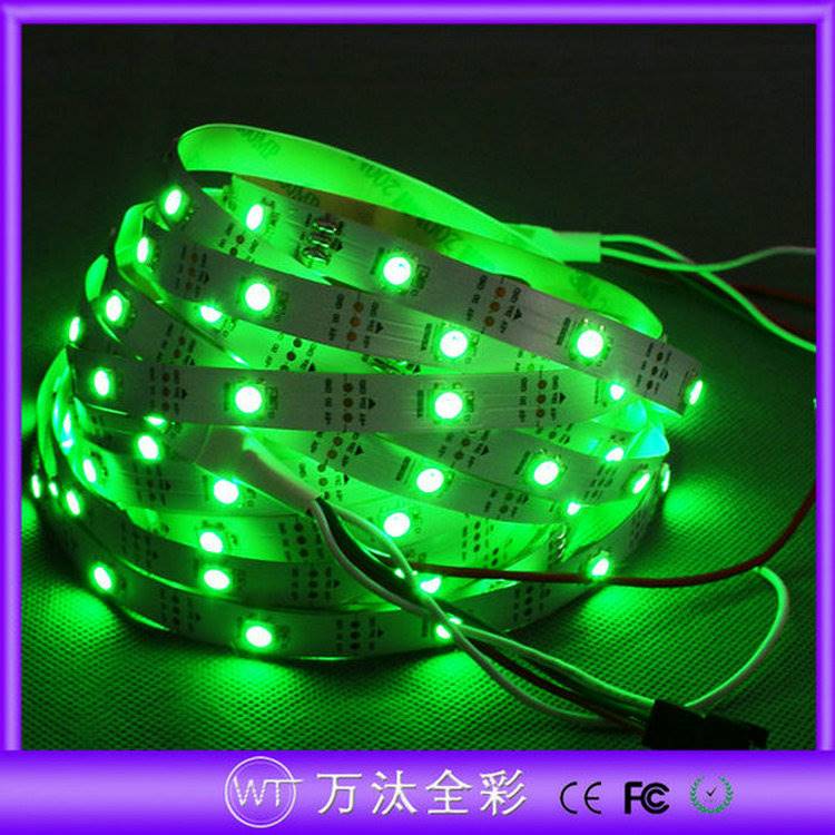 万汰科技内置IC2811一米30灯幻彩跑马灯条