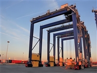 轮胎式和轨道式集装箱龙门吊有哪些优缺点