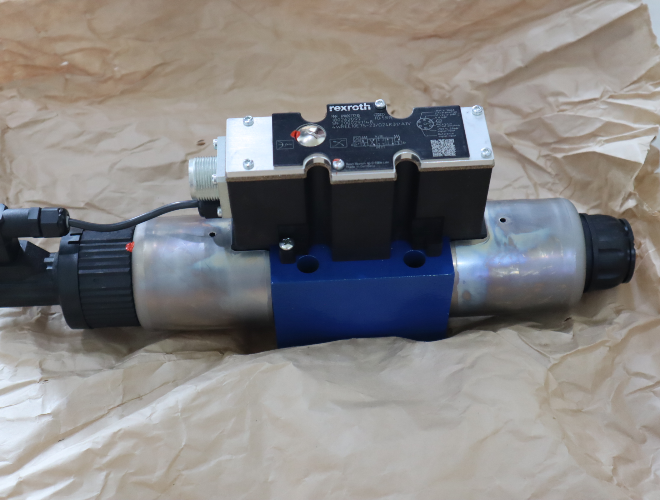 R900927230 4WREE10E75-2X/G24K31/A1V 力士乐REXROTH阀