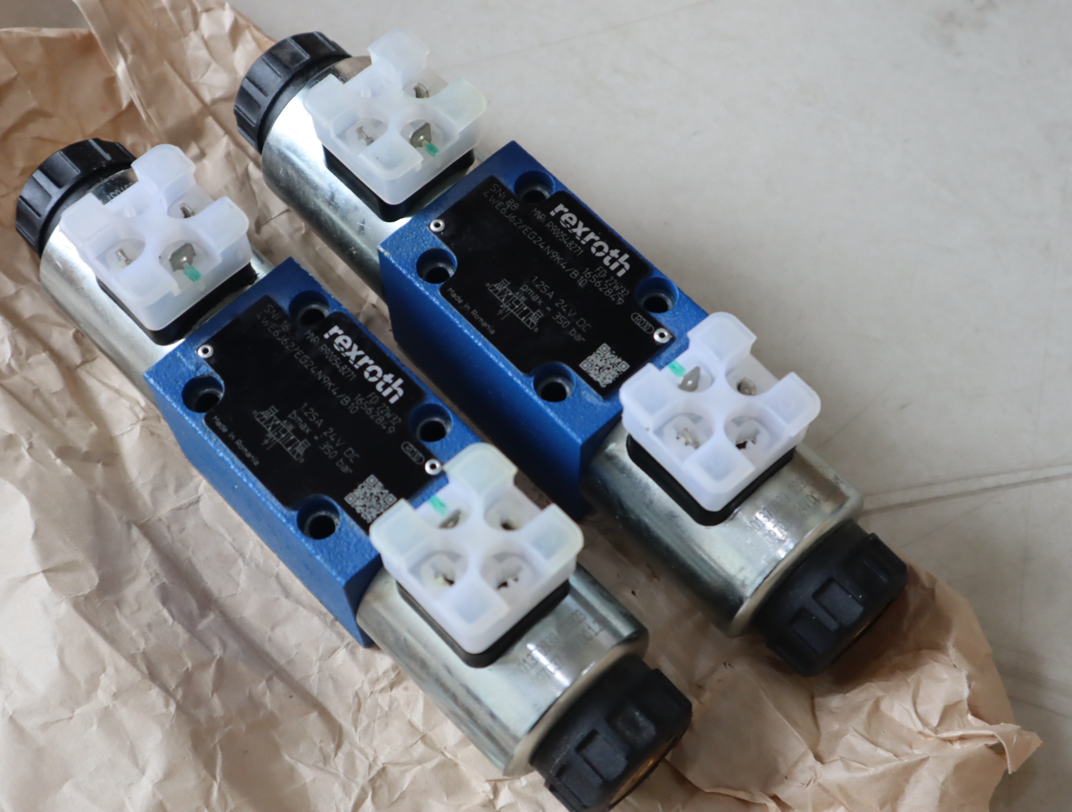 R900548271 4WE6J6X/EG24N9K4/B10 力士乐REXROTH阀