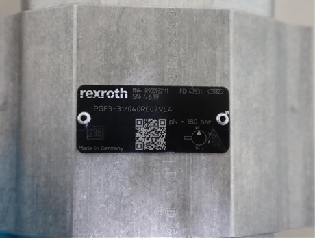 PGF3-3X/040RE07VE4 R900932111 德国力士乐REXROTH齿轮泵