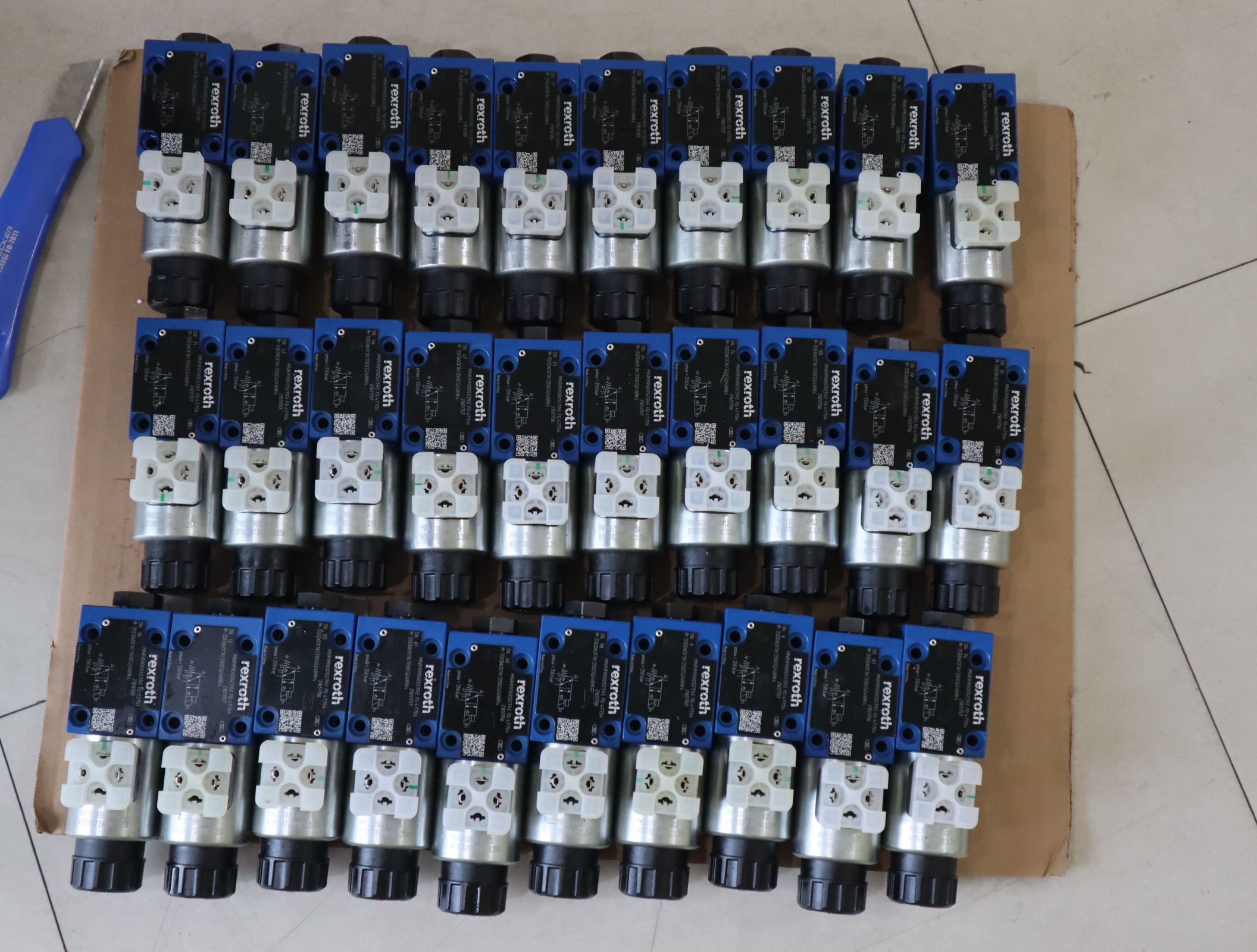 M-3SED6CK1X/350CG24N9K4 R900052392 力士乐REXROTH电磁球阀