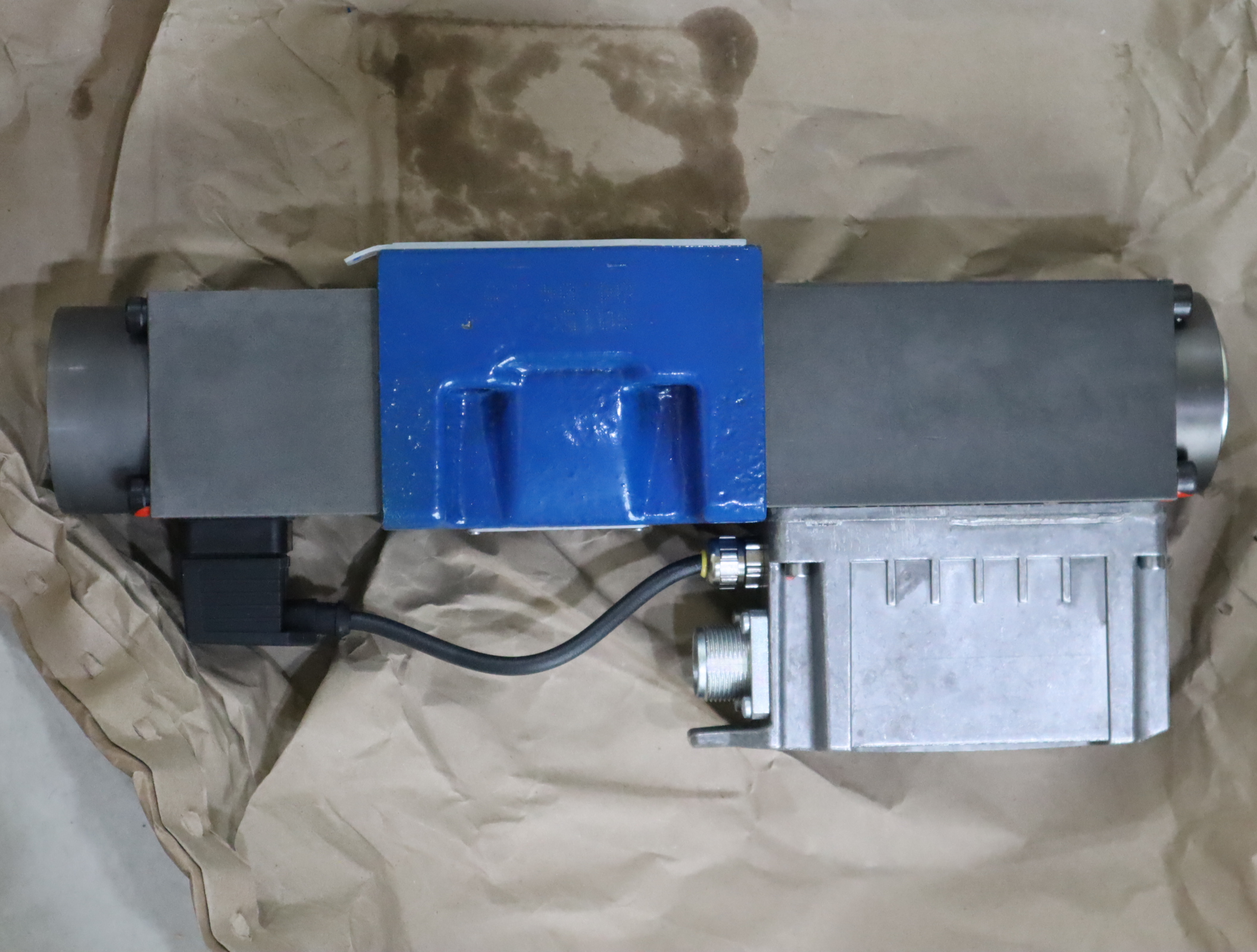 4WRPE10V80S-32/V/24A1 R901514048 德国力士乐REXROTH比例阀