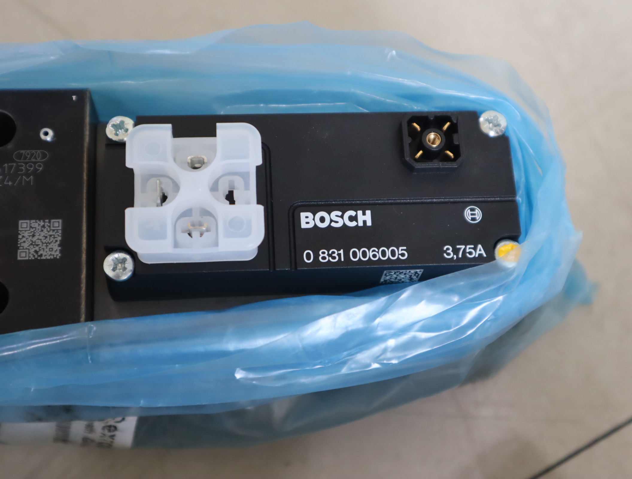 4WRPH10C4B100L-20/G24Z4/M 0811404061 德国力士乐REXROTH比例阀