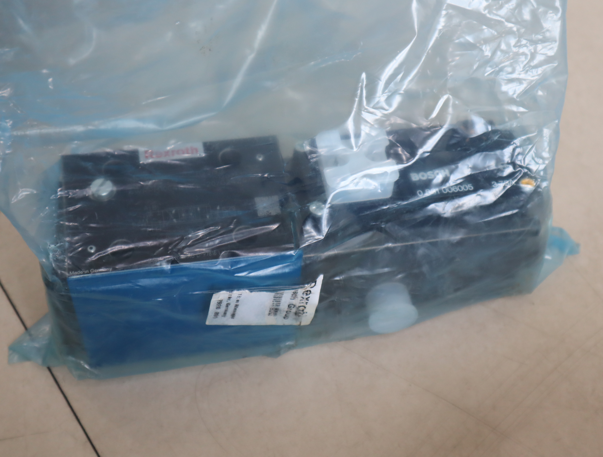 4WRPH10C4B100L-20/G24Z4/M 0811404061 德国力士乐REXROTH比例阀