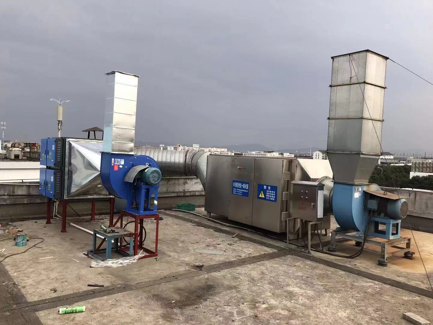 德益环保 出售挤压机油烟净化器 低能耗低噪音 用途广泛 维护方便