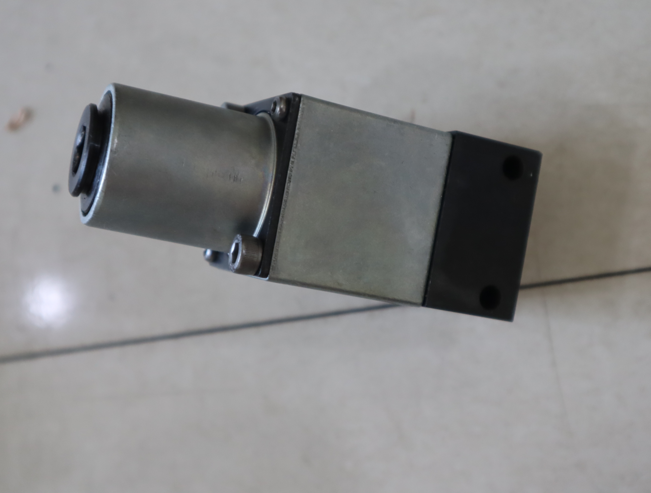 HED8OA-2X/100K14 R901102706 德国力士乐REXROTH压力开关继电器