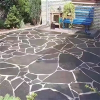 艺术展厅 黑色外墙碎拼石 黑石英条形文化石 水幕墙流水墙