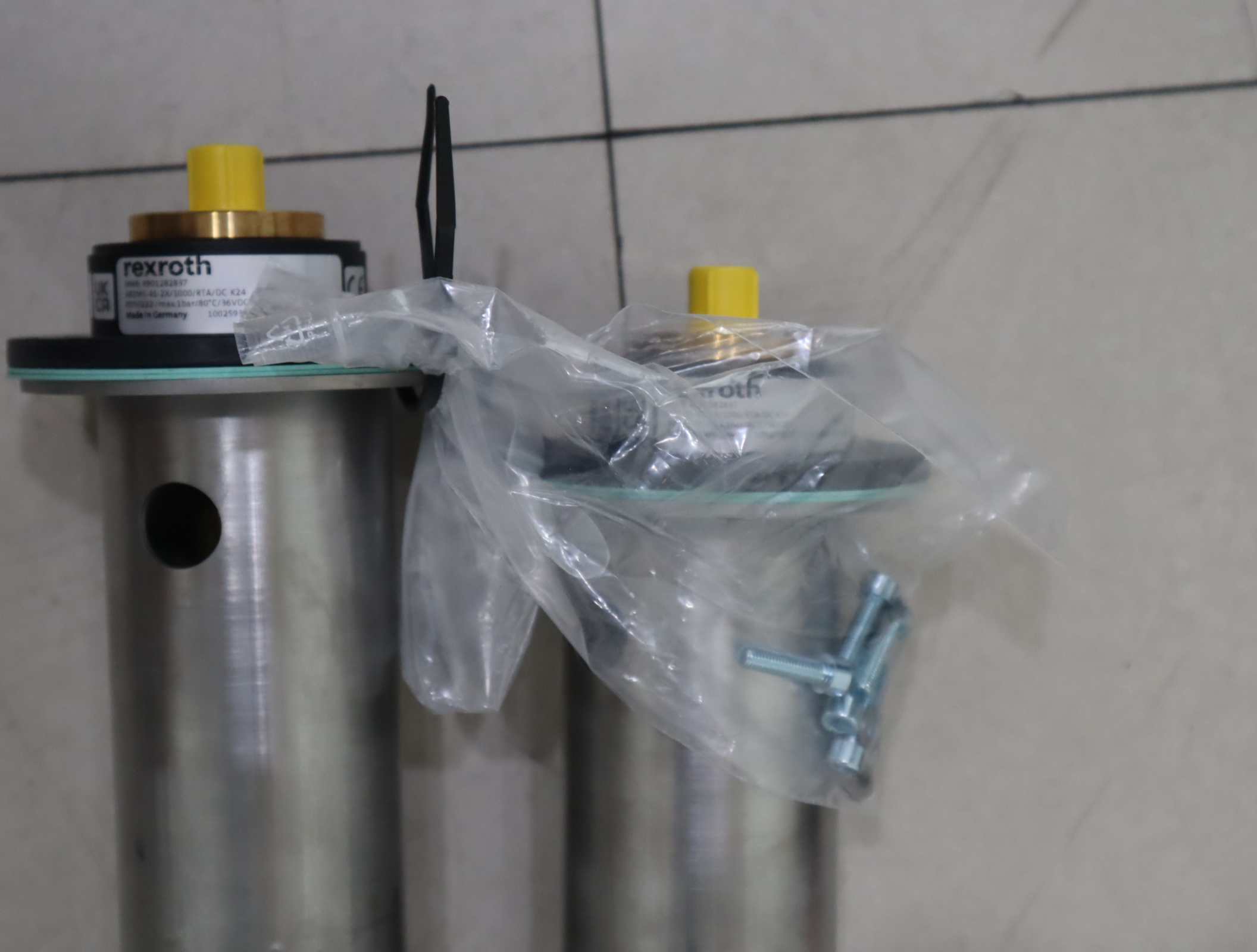 R901282837 ABZMS-41-2X/1000/RTA/DC-K24 力士乐REXROTH液位开关