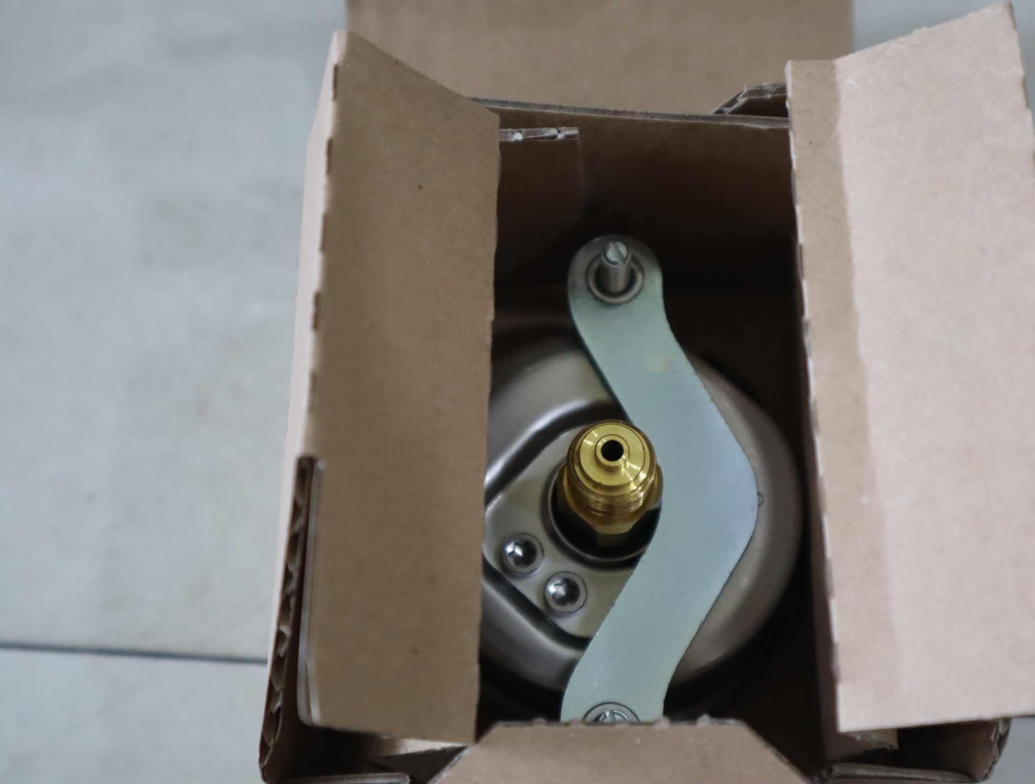 R900072028 ABZMM 63- 250BAR/MPA-R/B-G 力士乐REXROTH压力表 