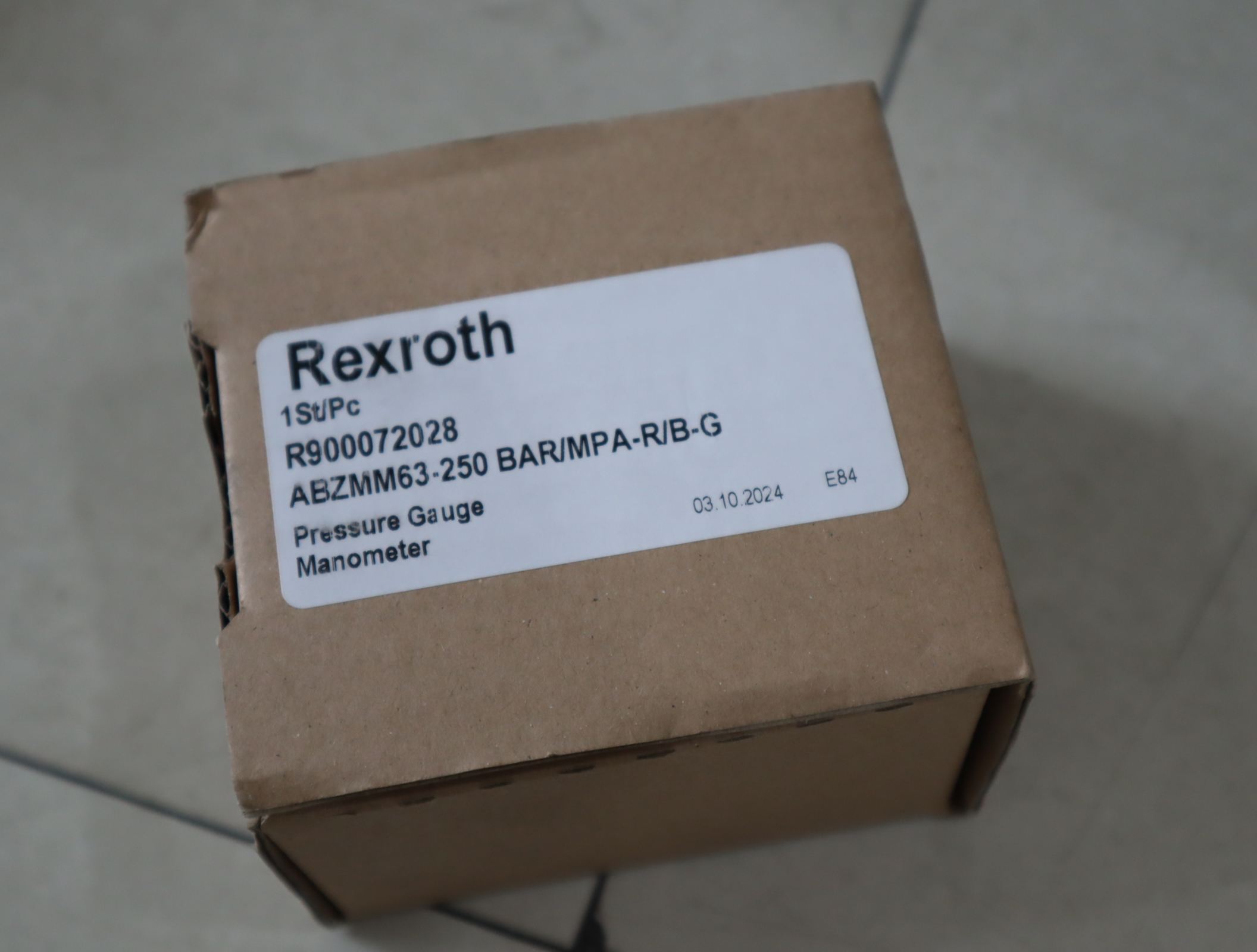 R900072028 ABZMM 63- 250BAR/MPA-R/B-G 力士乐REXROTH压力表 