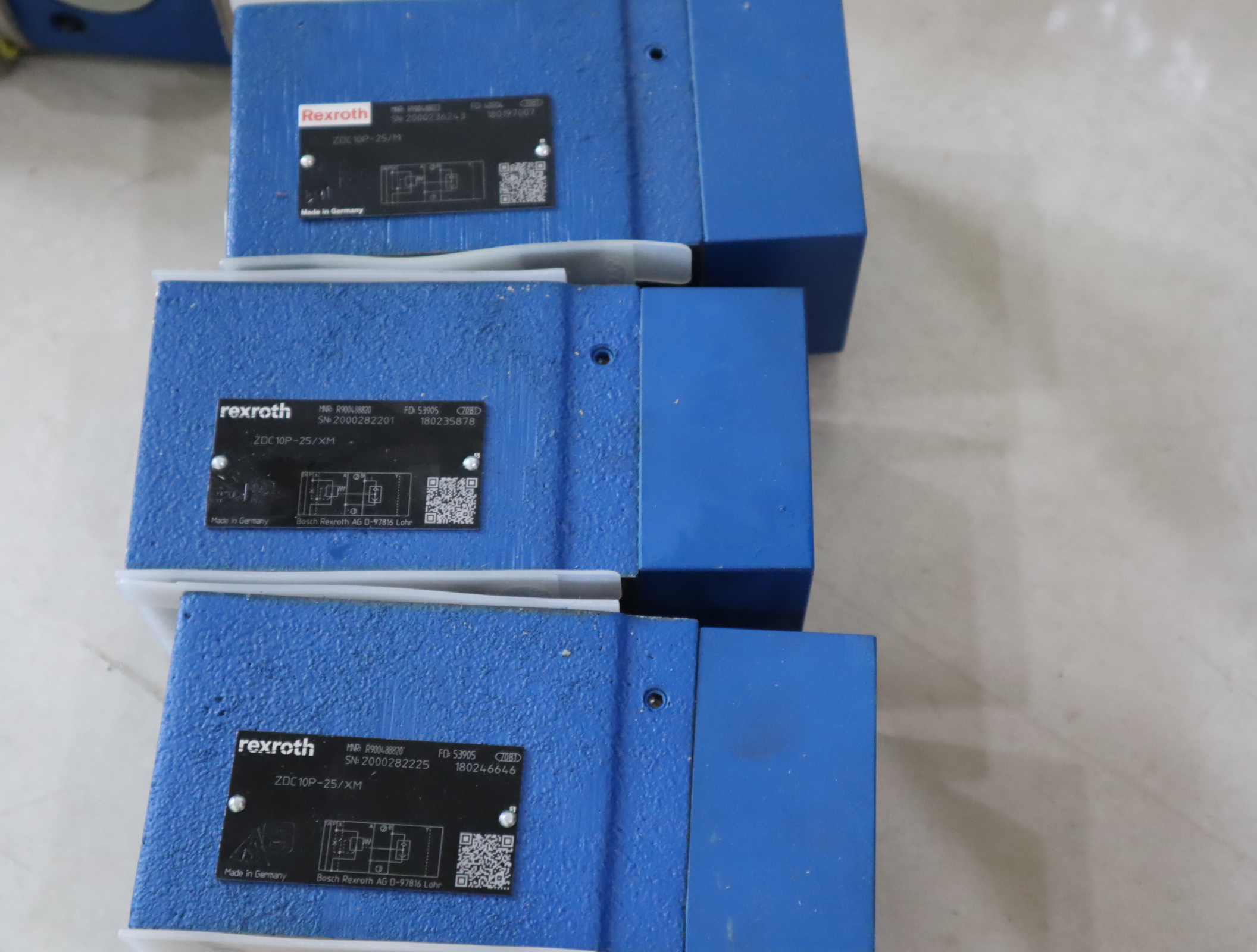 R900488823 ZDC10P-22/M ZDC10P-21/M 德国力士乐REXROTH补偿器