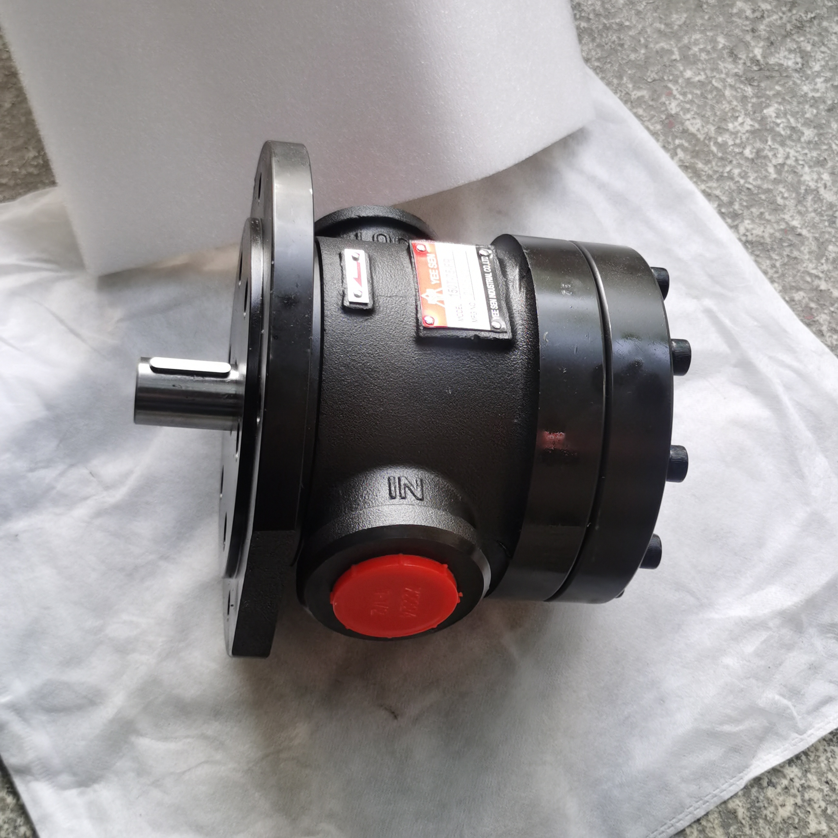 YEESEN镒胜叶片泵150T-75-FR电动油泵 液压泵150T-61-FR