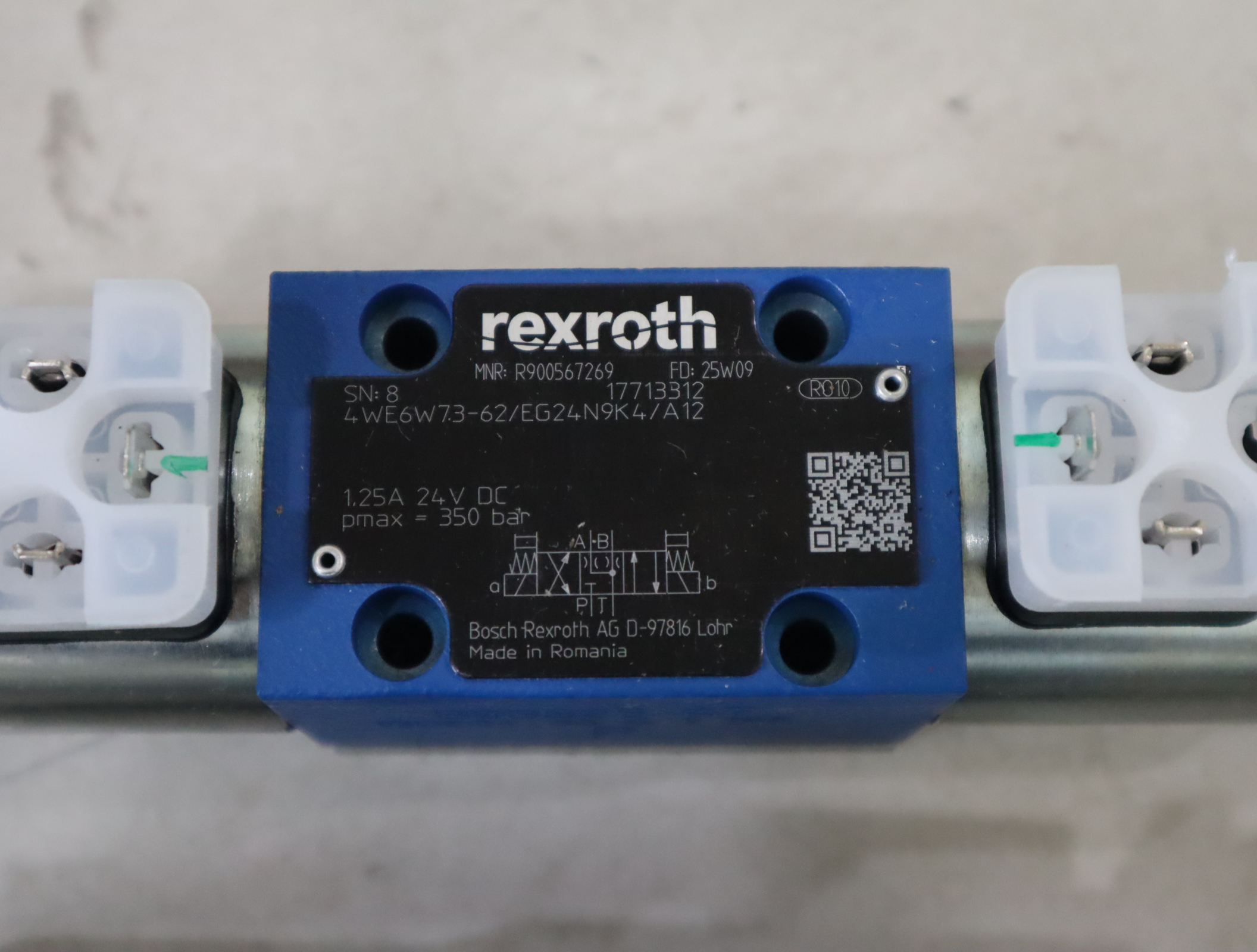 R900567269 4WE6W73-62/EG24N9K4/A12 4WE6W73-6X/EG24N9K4/A12 