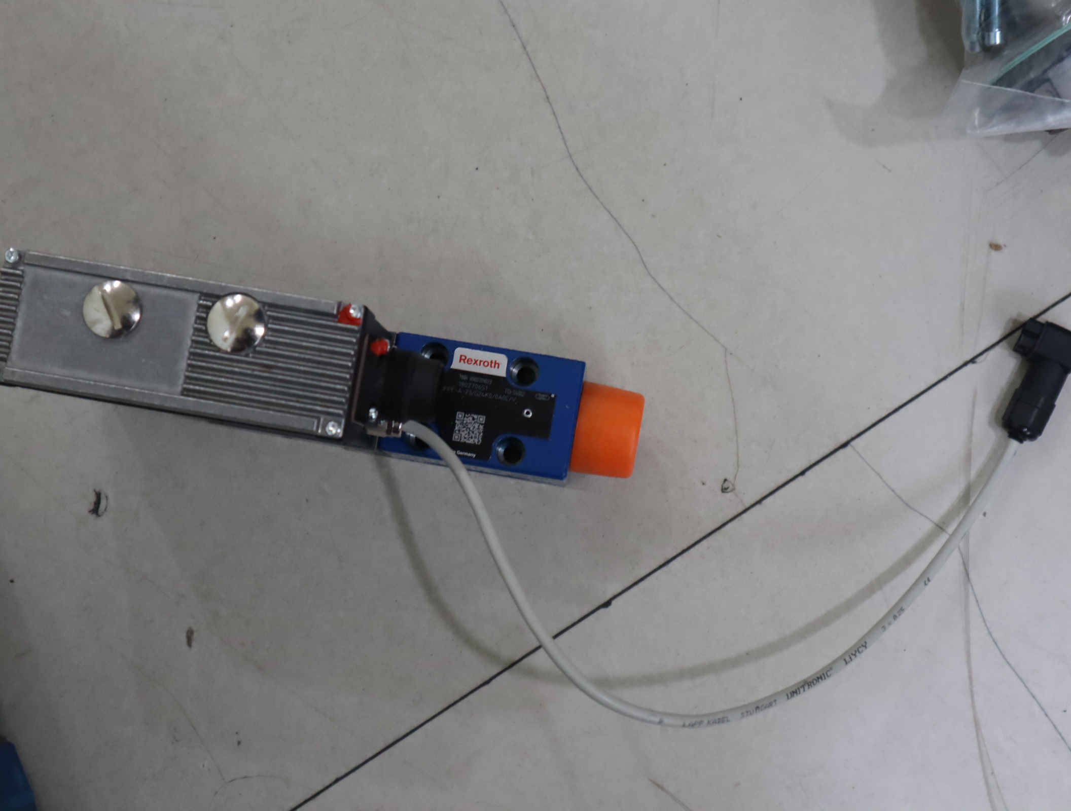 R900709023 VT-DFPE-A-23/G24K0/0A0C/V 德国力士乐REXROTH比例阀