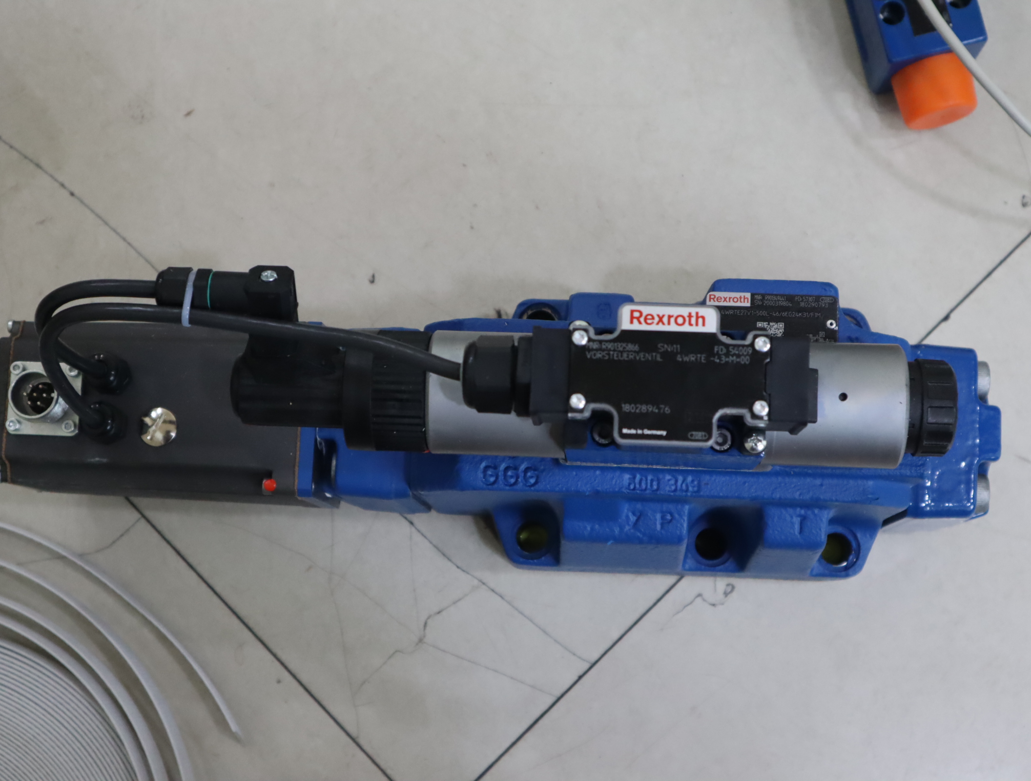 4WRTE27V1-500L-46/6EG24K31/F1M R901349441 力士乐REXROTH比例阀