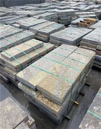 海岸岩石 老石板厂家 老旧青石板踏步石 锈石旧石板